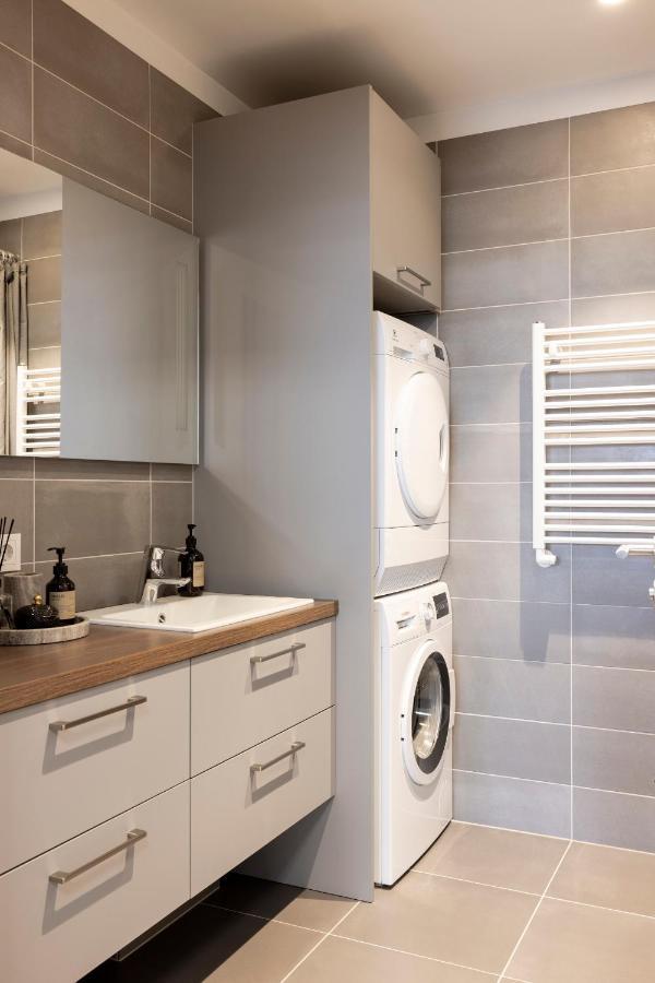 Loft-Style Duplex With Balcony In Downtown Reykjavik Apartment ภายนอก รูปภาพ
